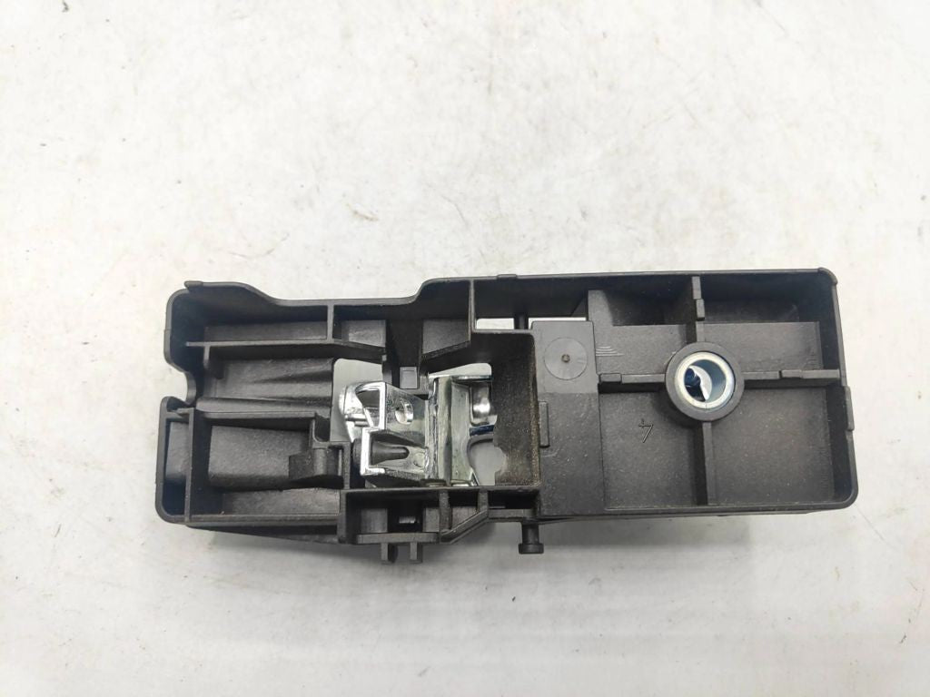Alfa Romeo 159 2008 front left side interior release handle 