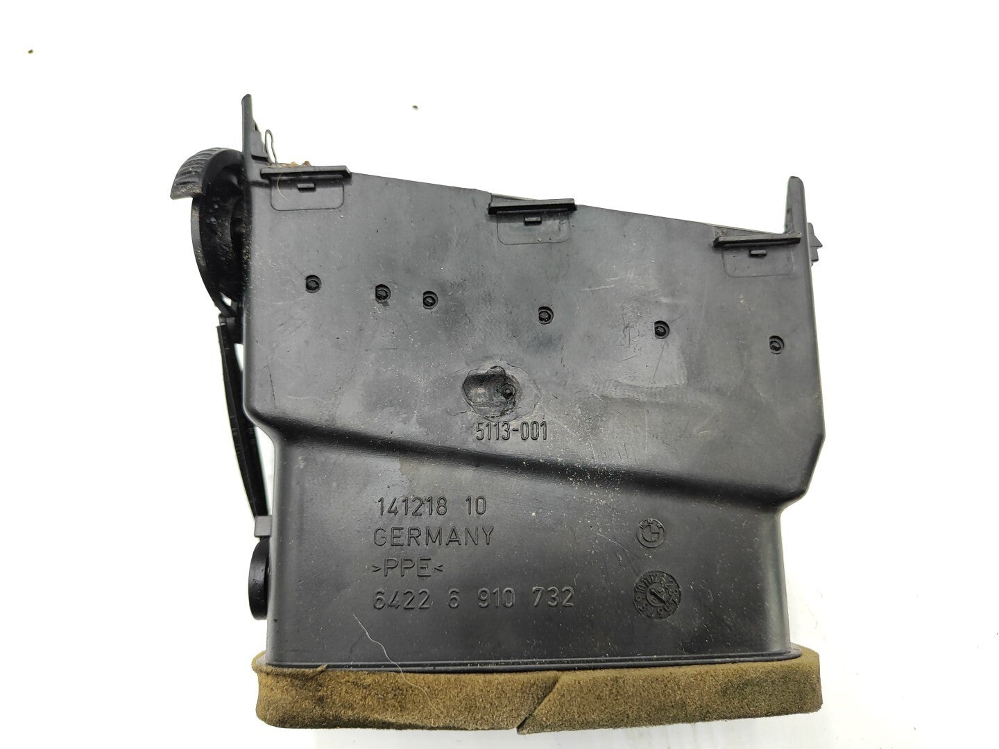 BMW E61 E60 520D Estate 2005 LHD Front Right Panel Air Vent 6953620