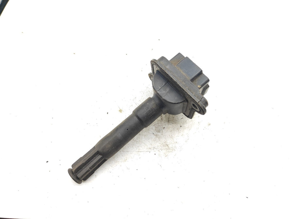 Audi A4 B5 1.8T Petrol Avant 2000 Engine Ignition Coil Module 058905105