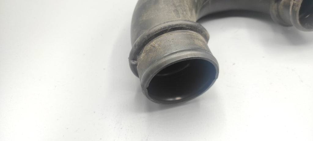 Alfa Romeo 156 SW 2.4JTD 110kW 2002 Engine Air Intake Duct Hose Pipe F1001456