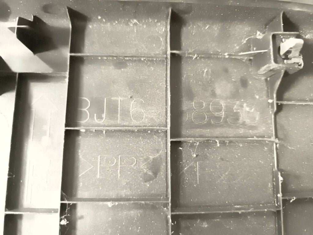 Mazda 3 III BM Hatch 2014 Headlining tailgate boot cover BJT68930 