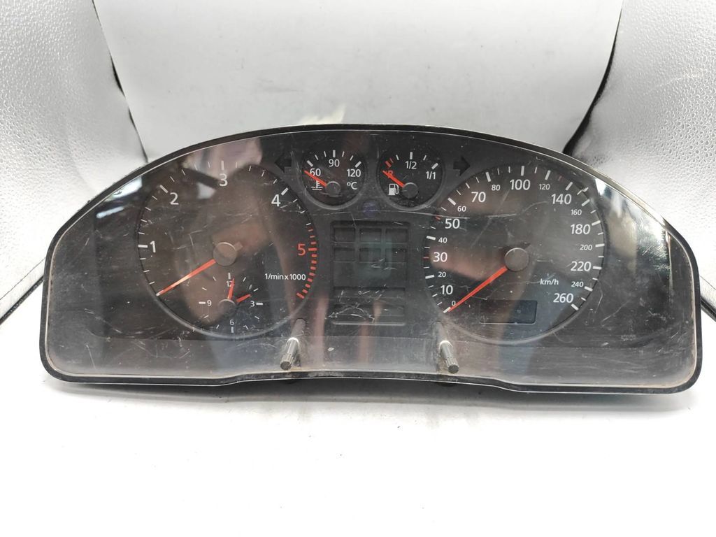 Audi A4 S4 B5 8D TDI 1997 Diesel speedometer instrument cluster 8D0919860E 