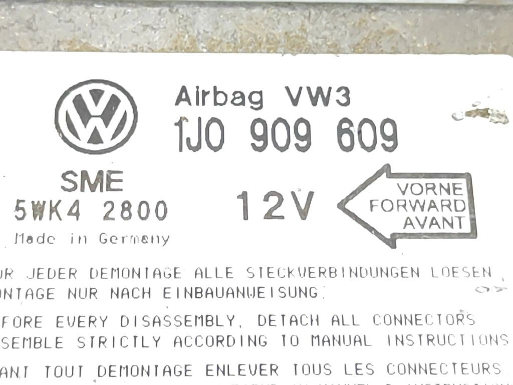 Volkswagen Golf IV MK4 2000 Control unit module 1J0909609 