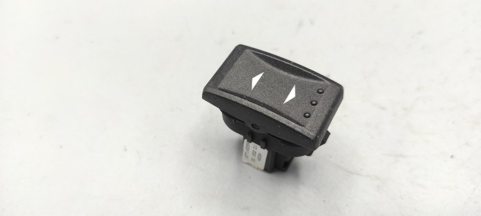 Ford Mondeo MK3 2.5 V6 125kW 2004 Electric Power Window Switch 1S7T14529AB