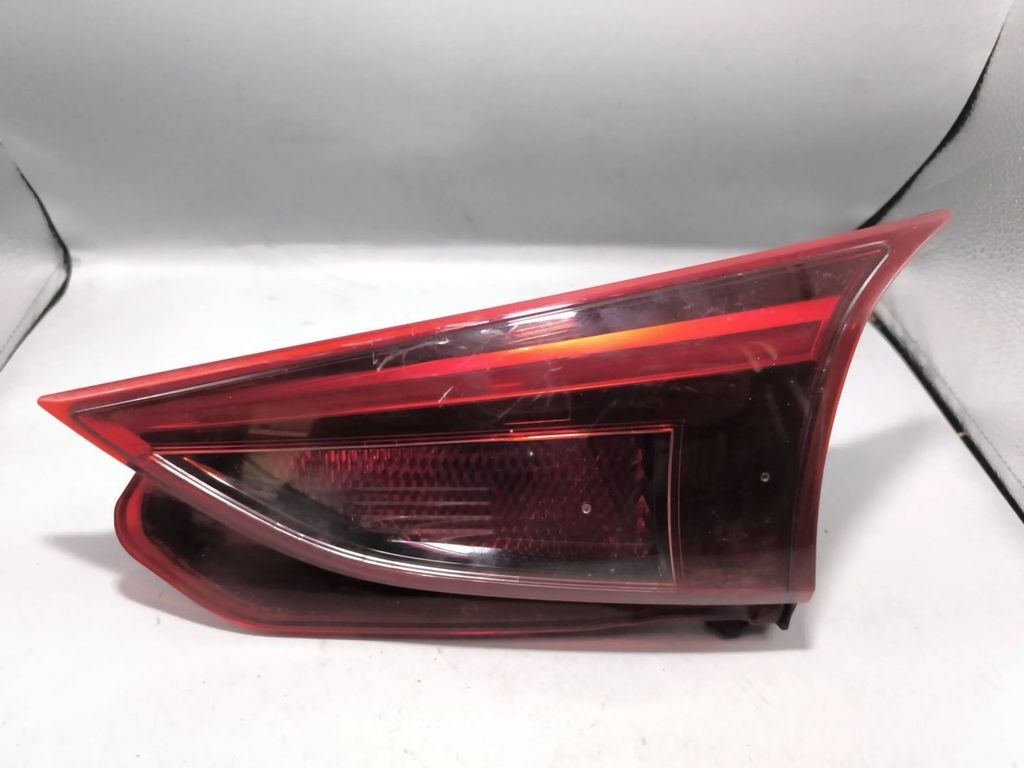 Mazda 3 BM III Hatchback 2014 Rear Right tailgate tail light lamp B45C513F0 