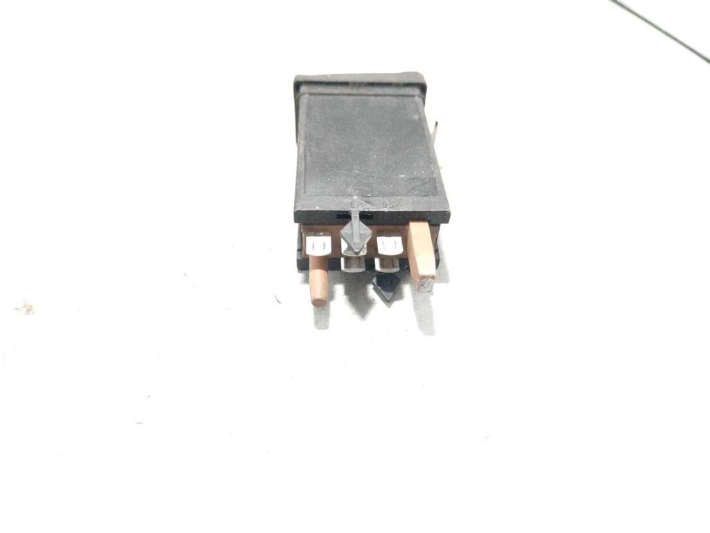 Audi A6 S6 C4 4A 1996 Seat heating switch button 4A0963563B 