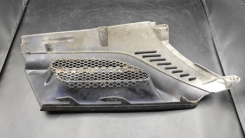 Alfa Romeo 166 2.4JTD 110kW 2003 Front Left Bumper Upper Grill 156016558 Blue