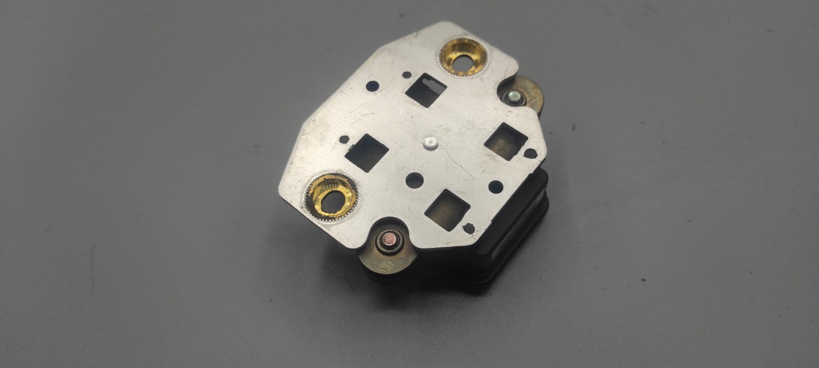 Alfa Romeo 156 2.4JTD 110kW Diesel 2002 Yaw Rate ESP Sensor 46831064 0265005277