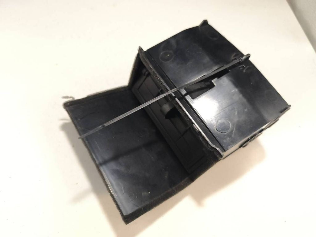 Mercedes-Benz C W203 2001 Rear air vent grill A2038303854 