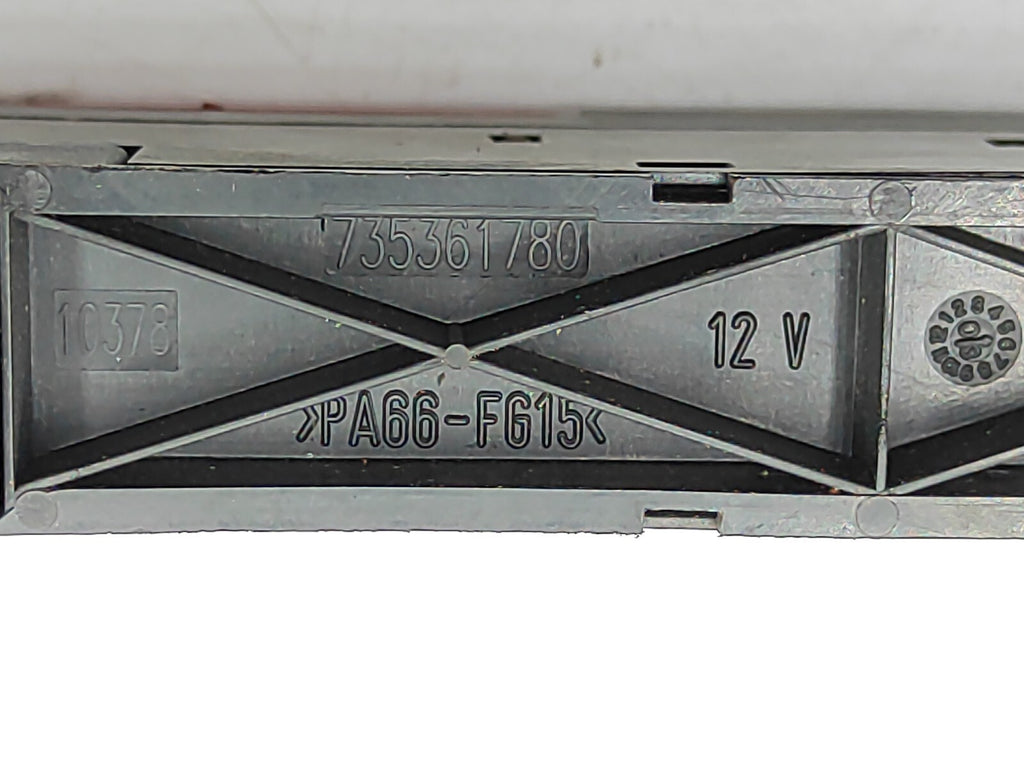 Alfa Romeo 147 1.9JTD 110kW 2004 Trunk Release Fog Light Switch 735361780