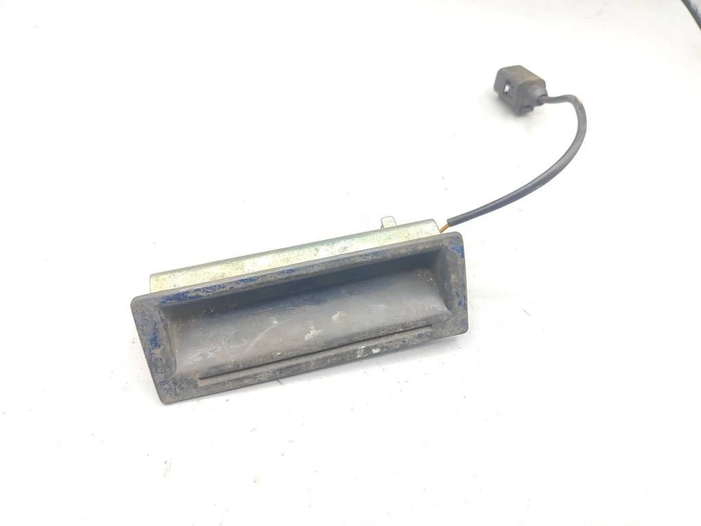 Volkswagen Bora 2001 Rear Tailgate trunk boot exterior handle 1J0827566B 