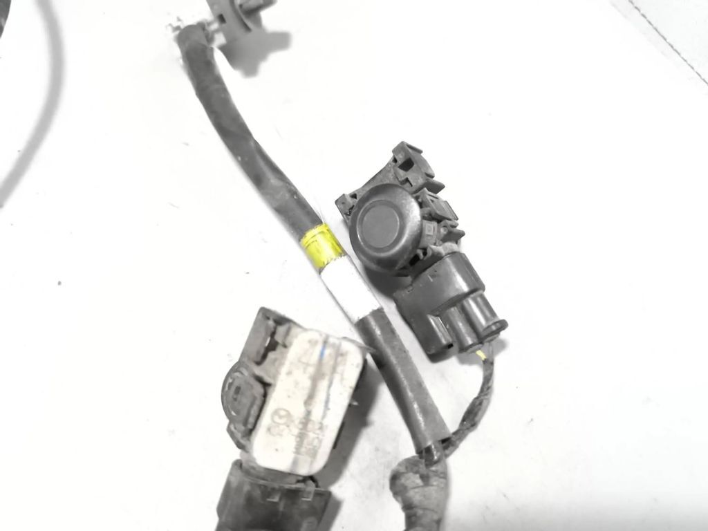 Mazda 3 BM III Hatchback 2014 Rear Parking PDC sensor wiring KD4767UC1 