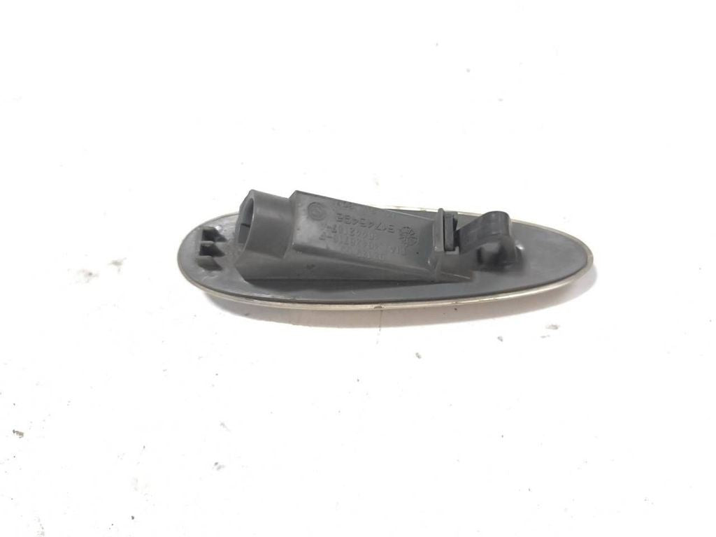 Fiat Croma 2007 front fender turn indicator light 51748492 