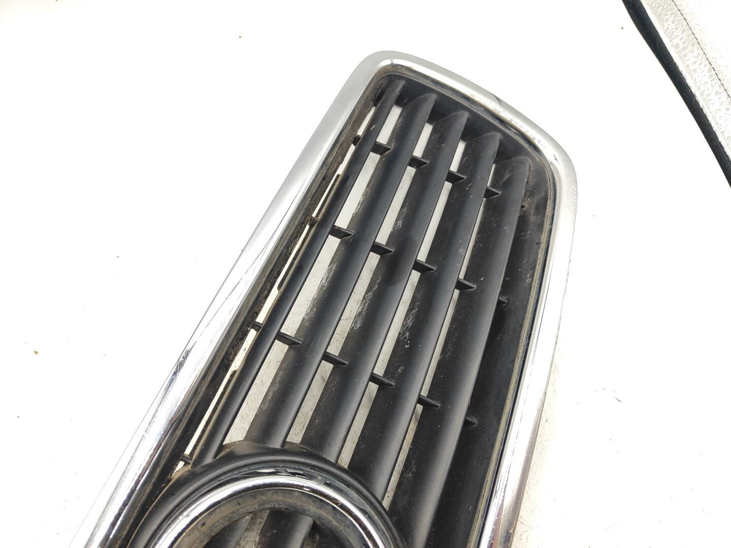 Audi A4 B5 1.8T Petrol Avant 1998 Front Upper Bumper Grill 8D0853651J