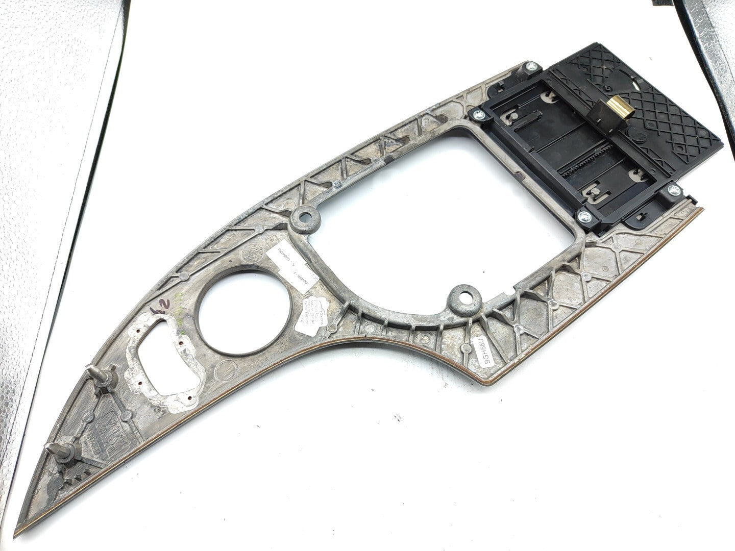 BMW 5 Series E61 530D 170kW 2007 LHD Center Console Wood Trim 6951130