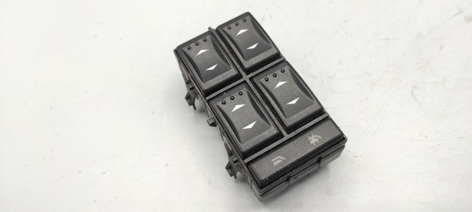 Ford Mondeo MK3 2.5 V6 2005 Front Driver Electric Window Switch 1S7T14A132BD