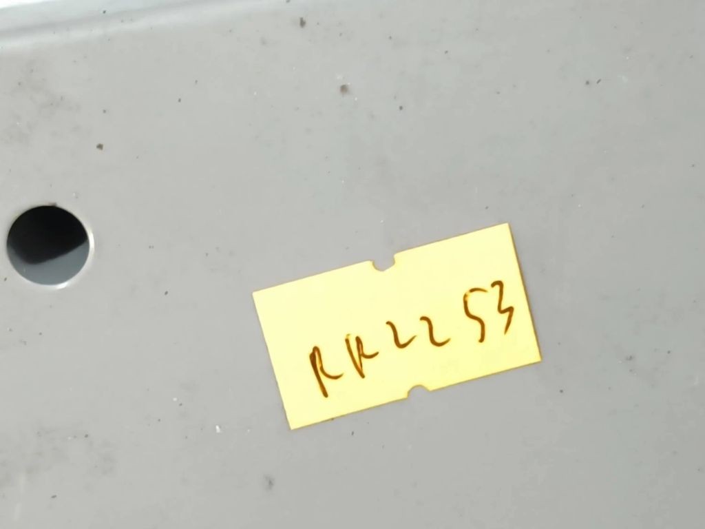 Mercedes-Benz E W211 2003 Central locking vacuum pump A3510020010 