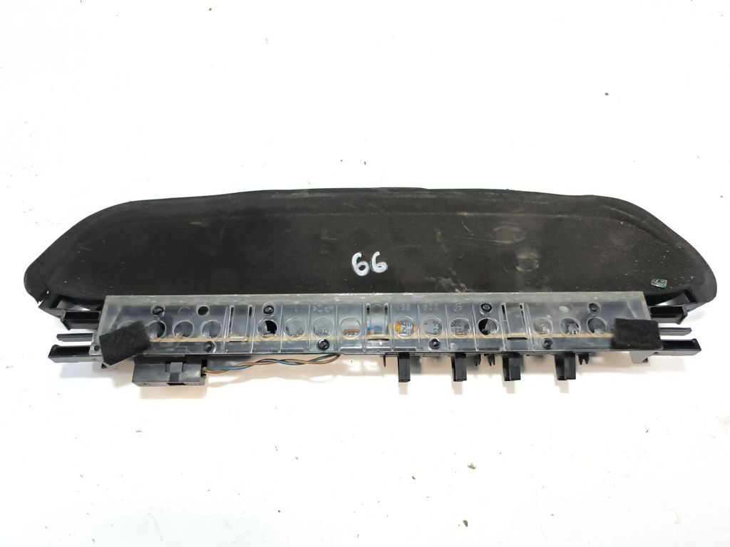 BMW 5 E60 E61 2007 Rear Third brake center stop light 229951 