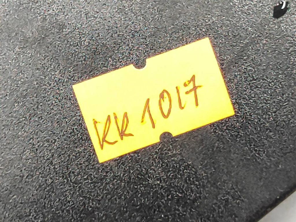 Volkswagen Touran I 2006 Radio Aerial antenna amplifier module 1T0035530 