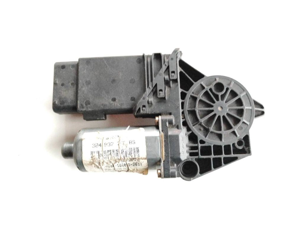 Volkswagen VW PASSAT B5 1998 front right window regulator motor 0130821694 