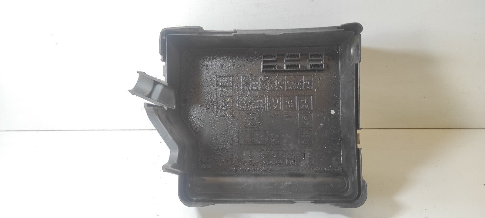 Alfa Romeo 147 1.9JTD 85kW 2003 Diesel Engine Bay Fuse Box Relay Cover Cap