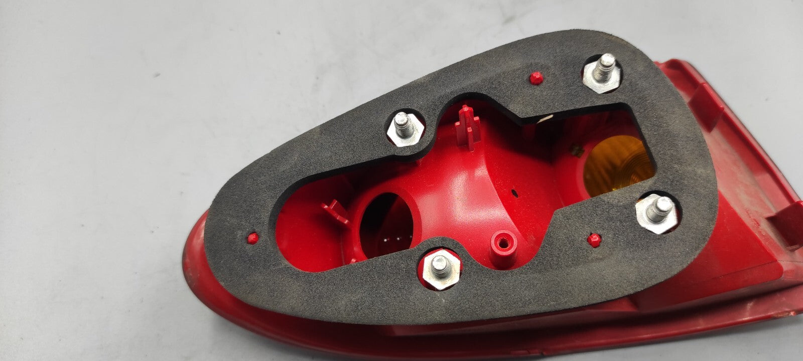 Alfa Romeo 147 1.9JTD 103kW Diesel 2004 LHD Rear Right Taillight Lamp 46556347