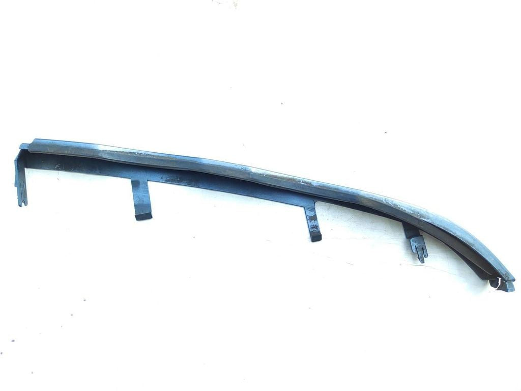 BMW 3 E46 2001 Right headlight headlamp surround trim 8208482 