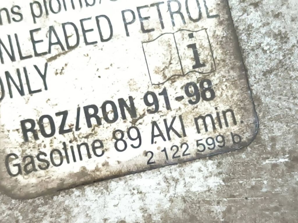 BMW 3 E46 328 2000 Petrol Fuel tank cap 2122599 SILVER