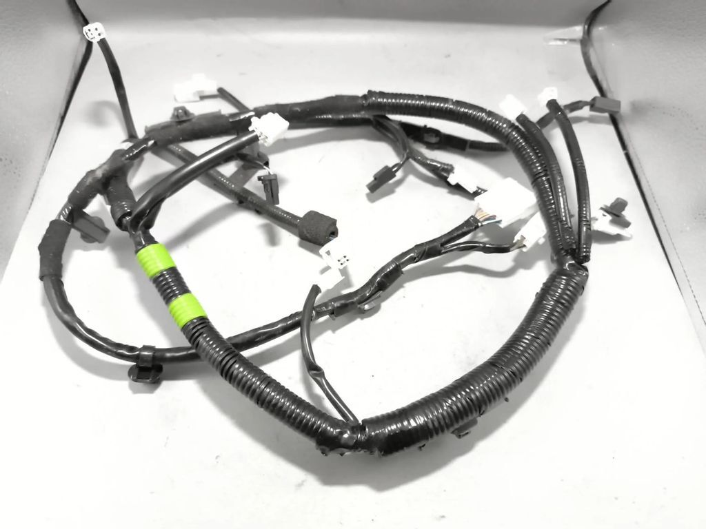 Mazda 3 BM III Hatchback 2014 Rear Tailgate trunk wiring harness BHV367060A 