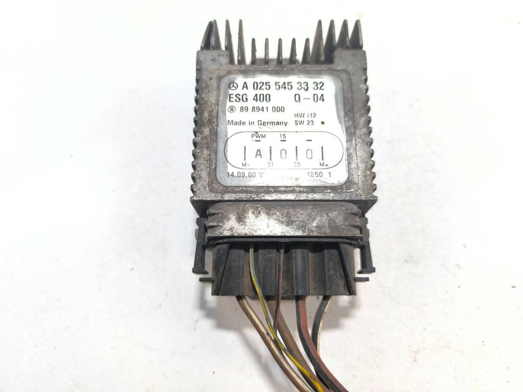 Mercedes-Benz Vaneo W414 2004 Diesel Coolant fan relay A0255453332 