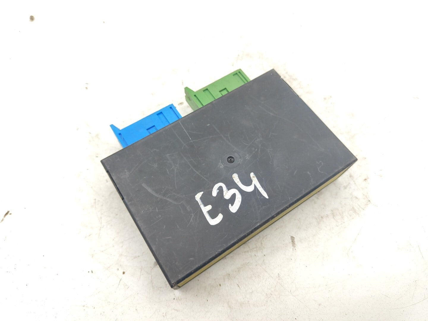 BMW 525 Series E34 Comfort Control Unit Module ECU 1384605 61351384605