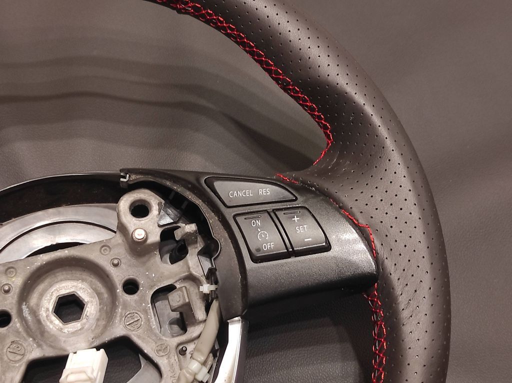 Mazda CX-5 2014 Steering wheel K0273 NEW LEATHER/ REFURBISHED