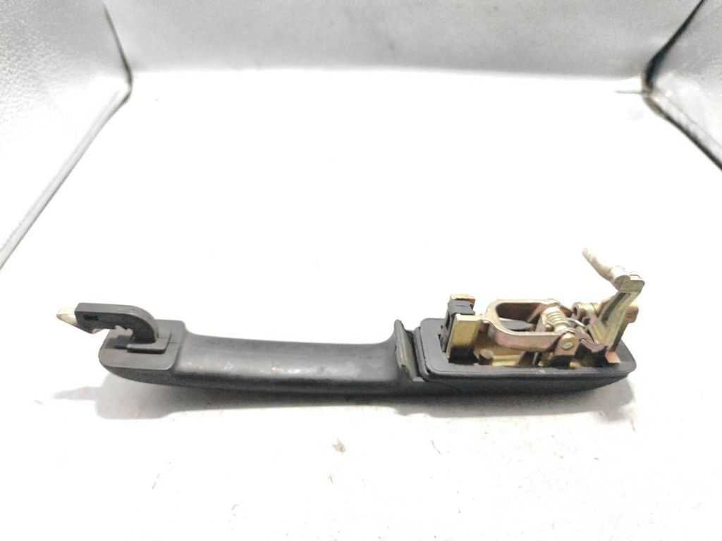 Volkswagen PASSAT B4 1996 rear left side door exterior handle 
