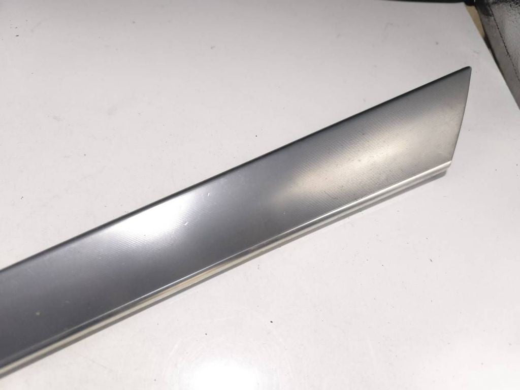 Mercedes-Benz C W203 2001 Left door card trim A2037202122