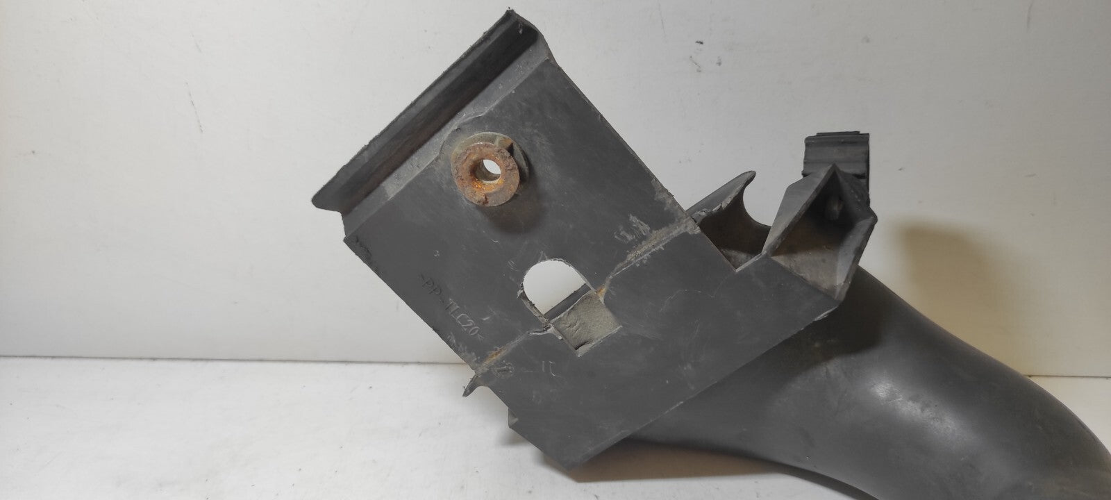 Alfa Romeo GT 1.9JTD 110kW 2004 Diesel Engine Air Intake Pipe Hose 46819096