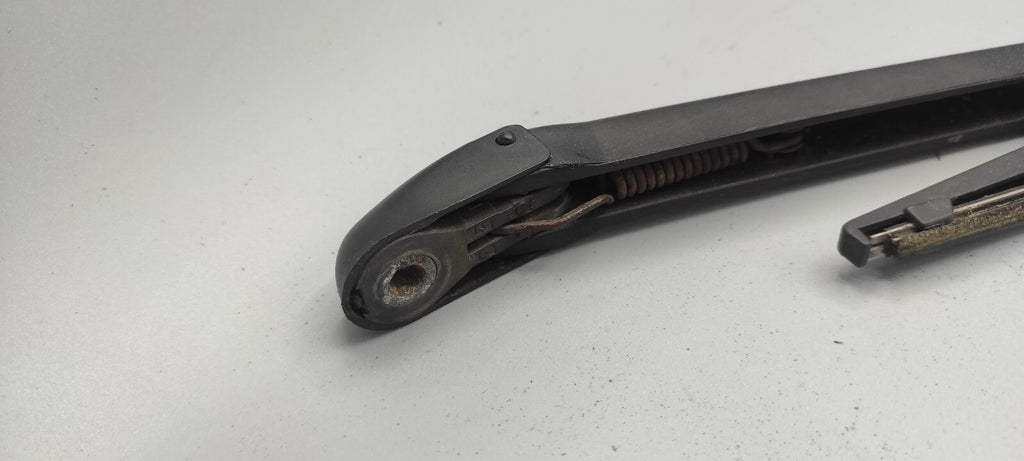 Alfa Romeo 156 SW 2.4JTD 110kW 2002 LHD Rear Tailgate Trunk Wiper Blade Arm