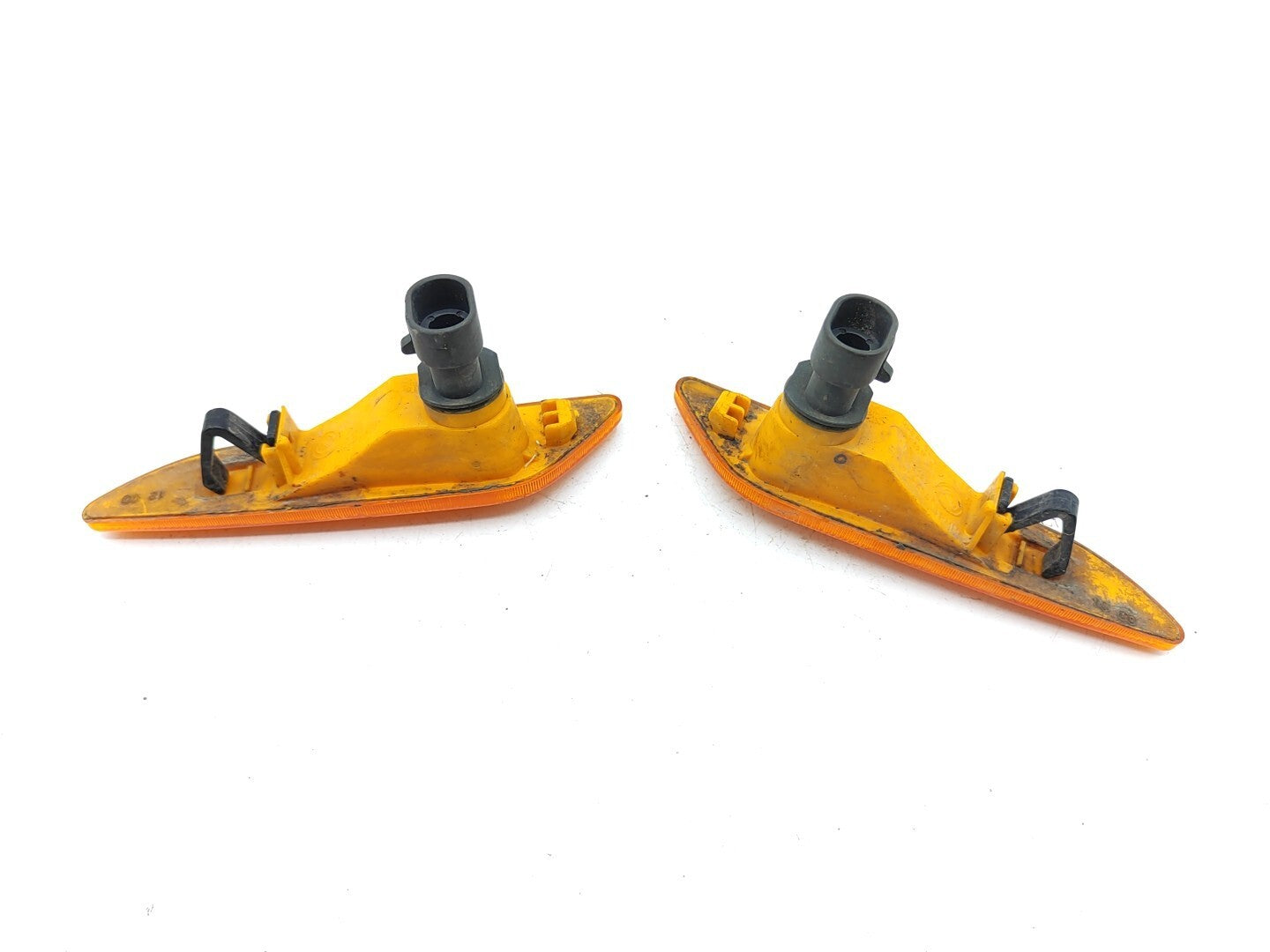 Alfa Romeo 156 2.4JTD SW 2000 Front Orange Indicator Turn Light Set