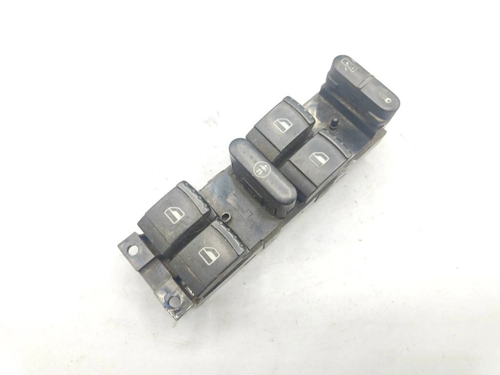 Volkswagen Golf IV MK4 1999 Electric window control switch 1J4959857 