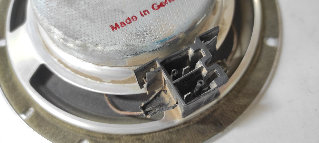 Volkswagen VW Golf MK3 1.8i 1994 Interior Front Door Speaker 1H0035411A