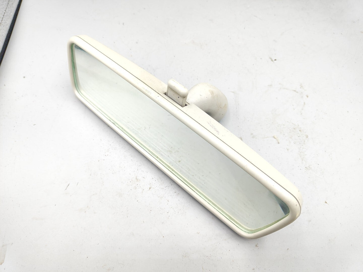 Volkswagen VW Golf MK4 2000 Rear Interior View Mirror E9014022