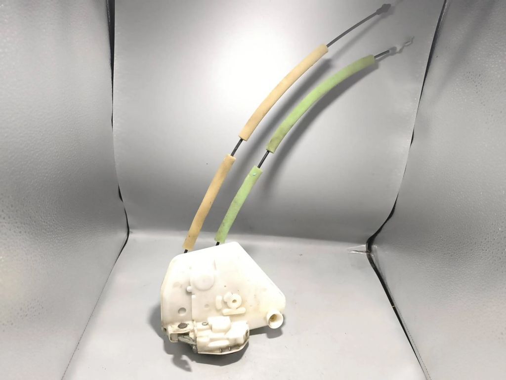 Mazda 3 BM III Hatchback 2014 RHD front left door lock BLE9 