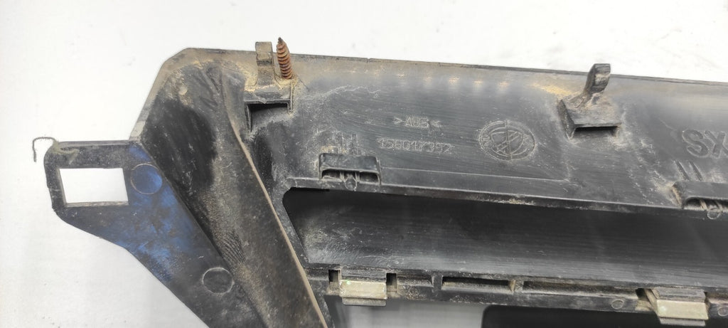 Alfa Romeo 156 SW 2.4JTD 110kW 2003 Front Left Upper Bumper Grill 156017392
