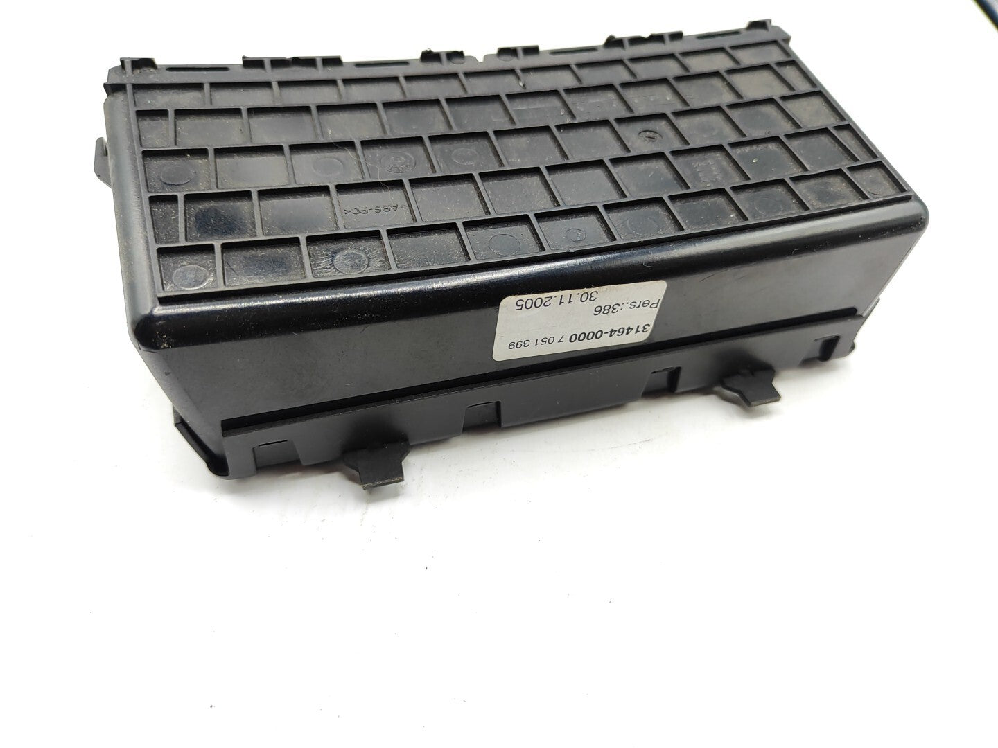 BMW 5 Series E61 530D 170kW 2006 LHD Front Dash Panel Storage 7051399