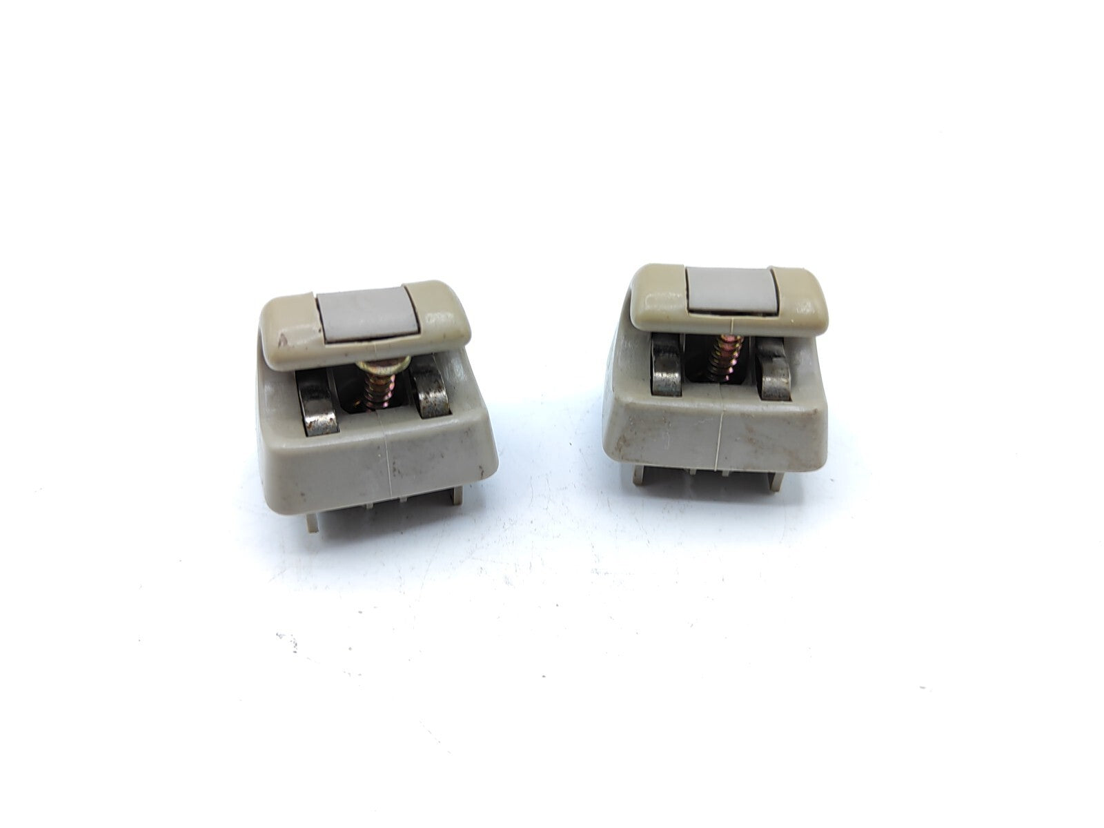 Mercedes Benz W168 2000 Front Right Left Side Sun Visor Clip Mount