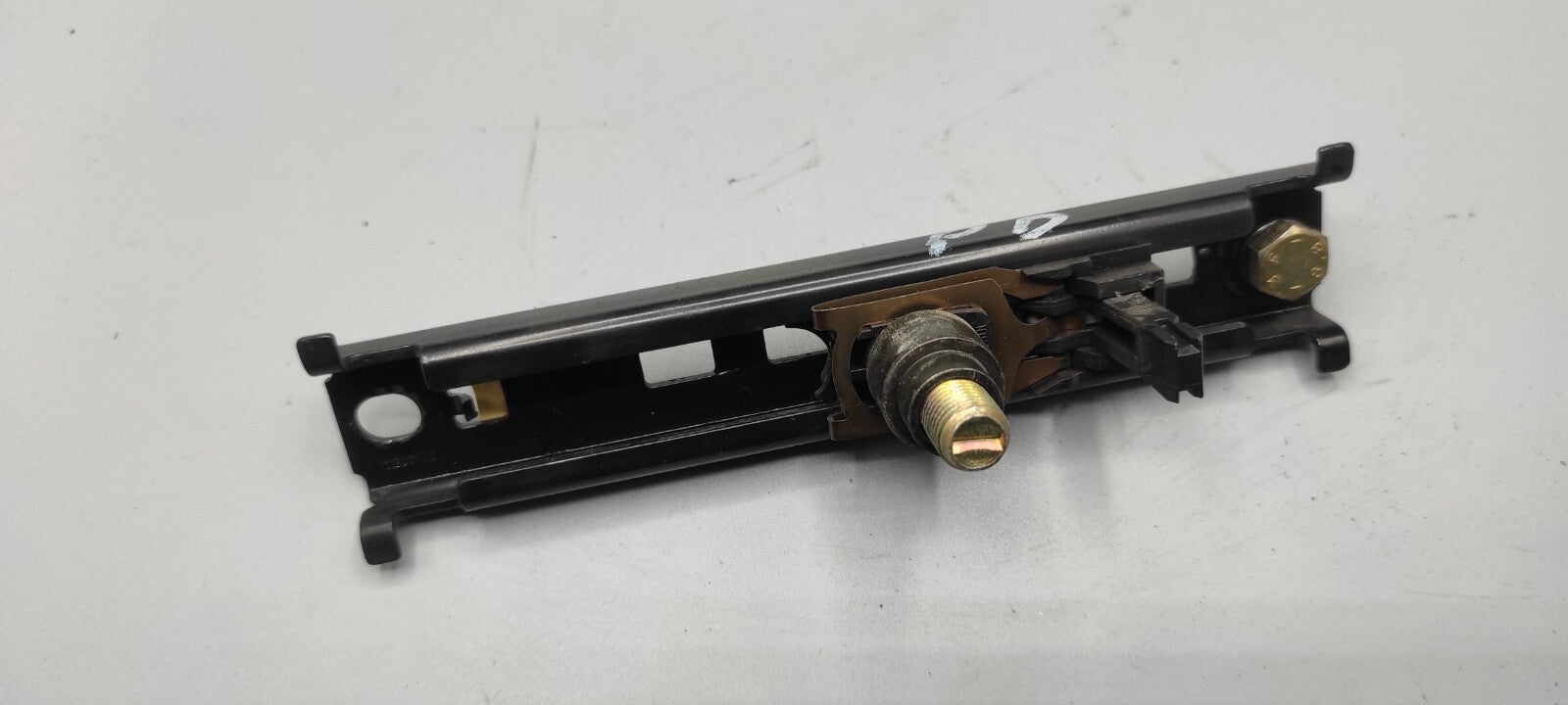 Alfa Romeo 156 2002 Rear Right Seatbelt Height Adjustment Regulator Rail