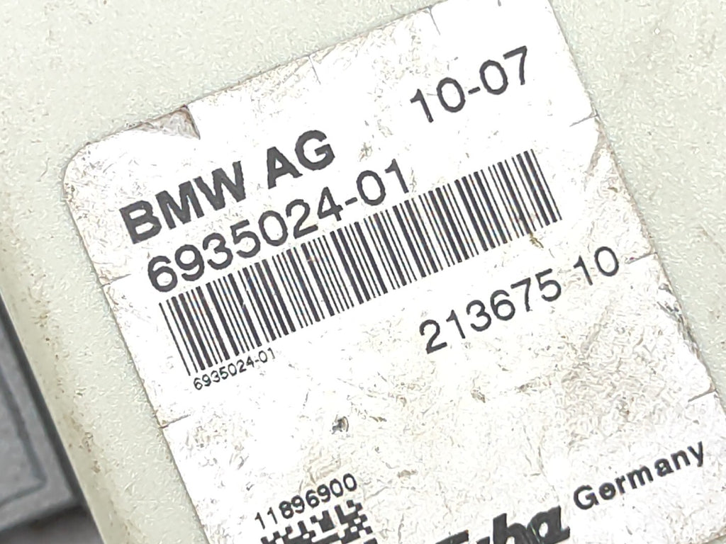 BMW 1 Series E81 E87 E90 E91 Radio Amplifier ECU Control Module 6935024