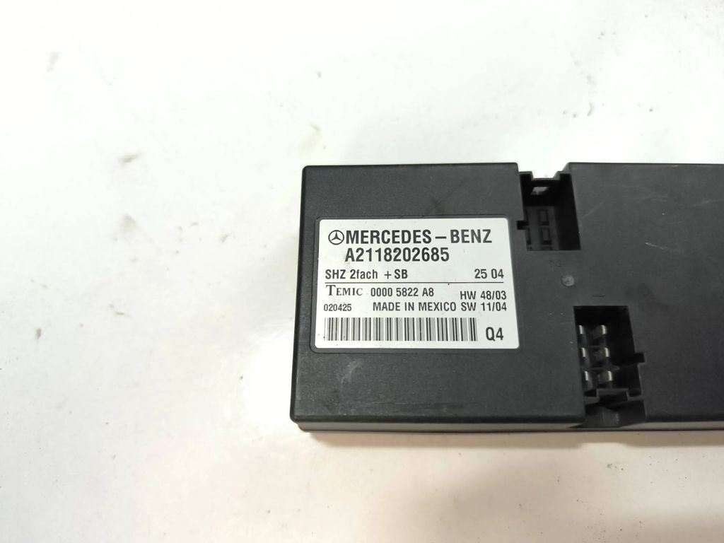 Mercedes-Benz E W211 2003 seat control module unit ECU A2118202685 