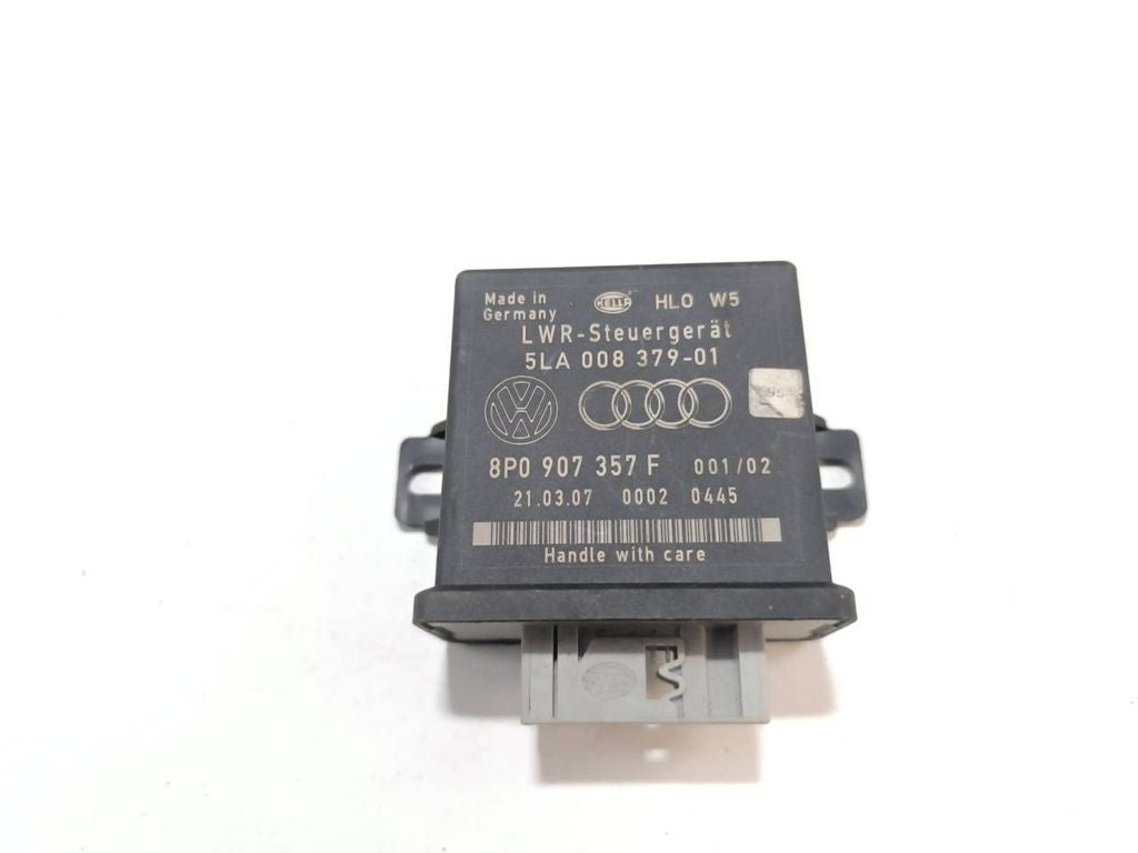 Audi A3 S3 A3 Sportback 8P 2010 Light control module unit LCM 8P0907357F