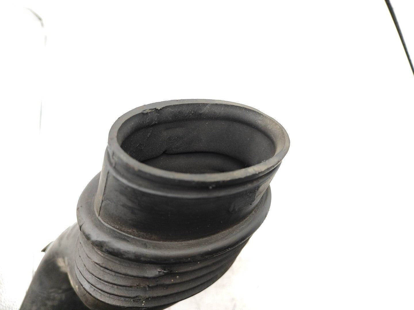 Alfa Romeo 159 1.9JTDM 88kW 2009 Diesel Engine Air Intake Pipe Hose 51782843