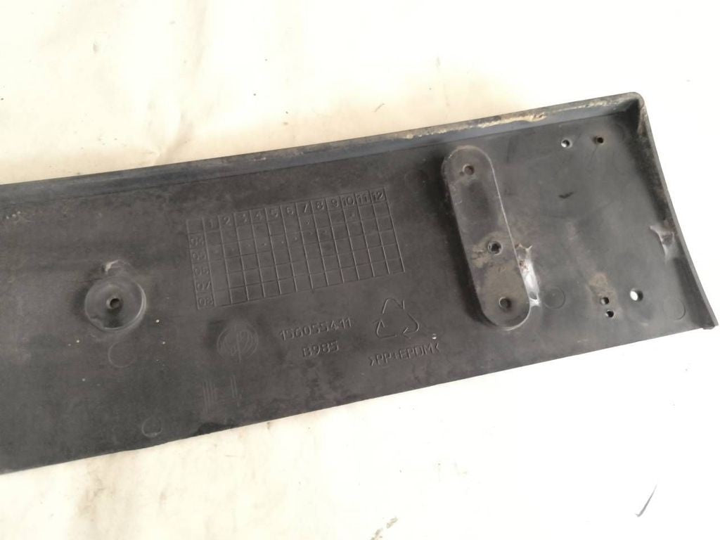 Alfa Romeo 147 1.9JTD FL 2005 Number plate surrounds holder frame 156055411 